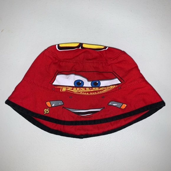 Disney | Accessories | 32 Cars 
